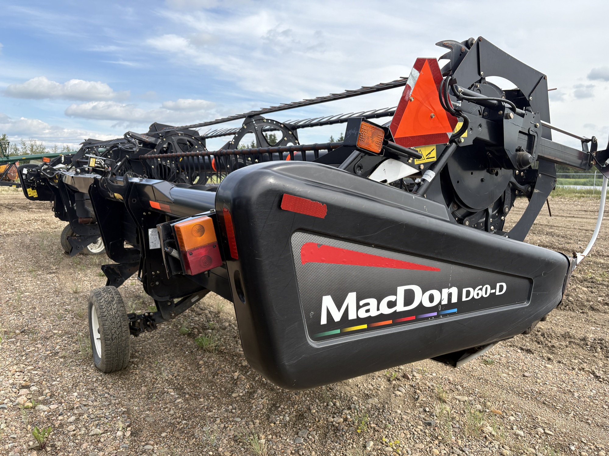 2012 MacDon D60-35 Header Draper