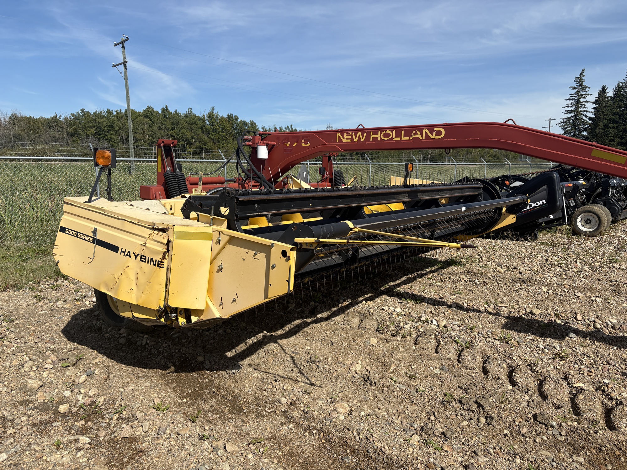 2001 New Holland 1475 Mower Conditioner