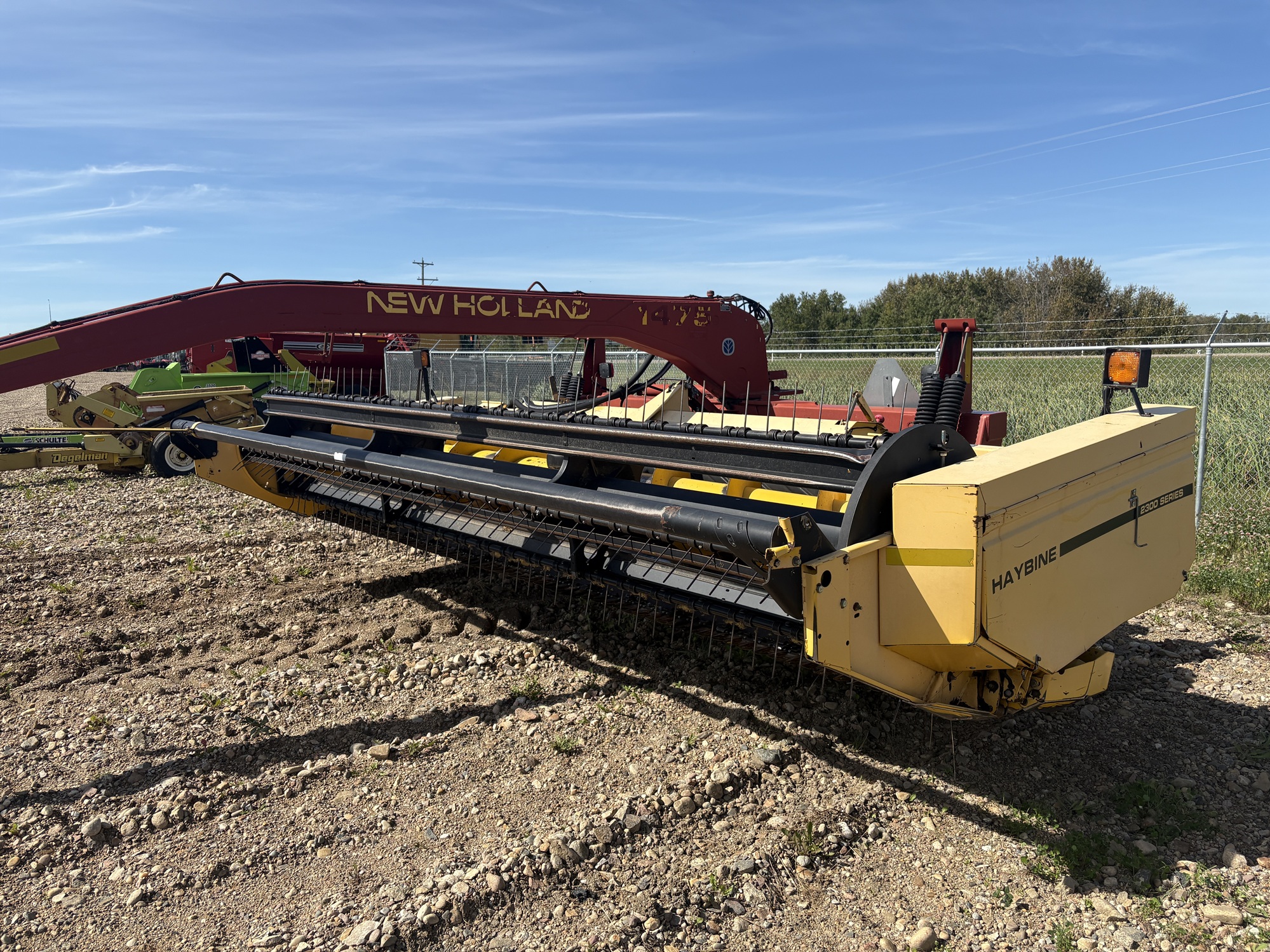 2001 New Holland 1475 Mower Conditioner