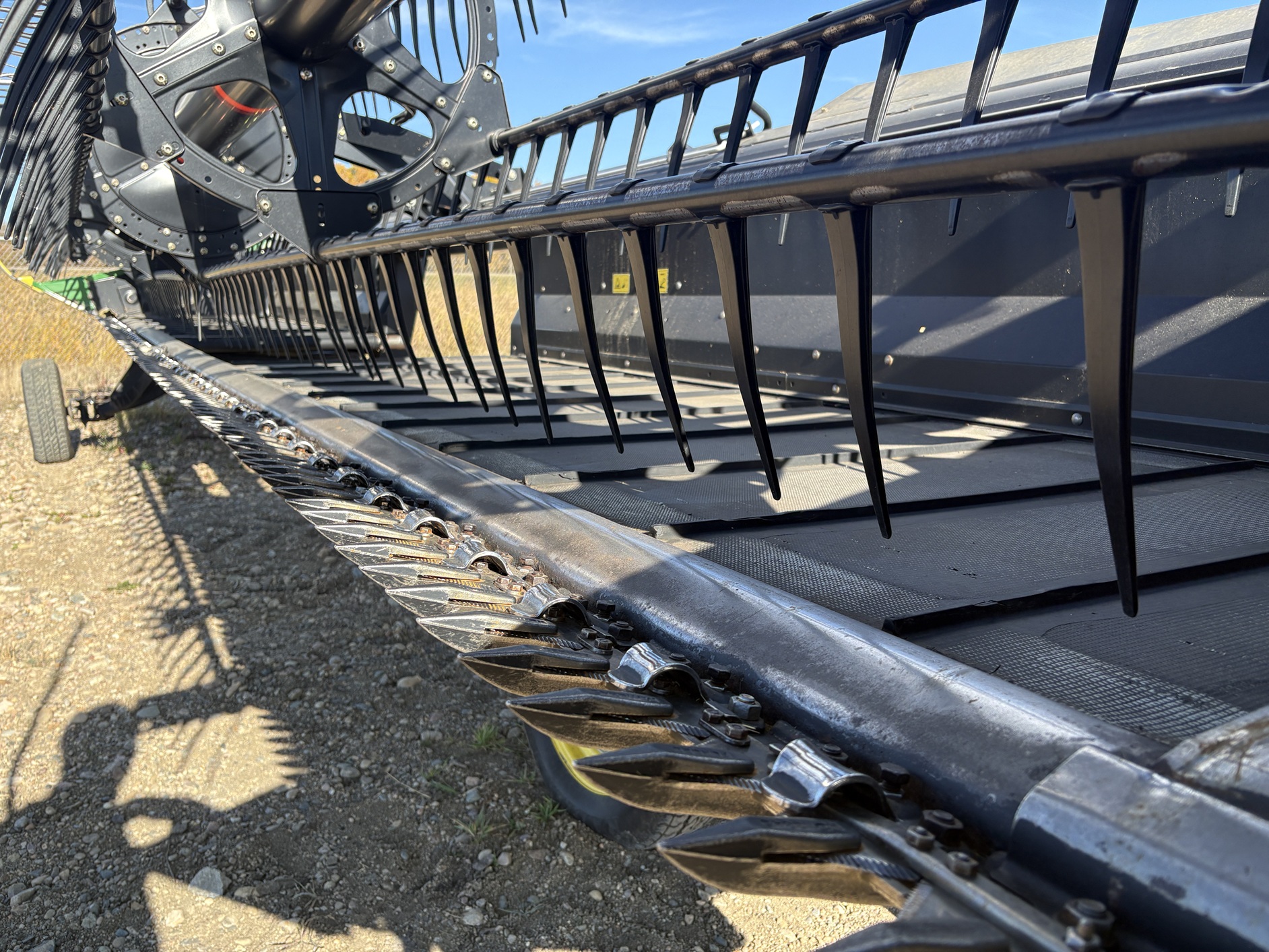2014 John Deere 430D Windrower Draper Header