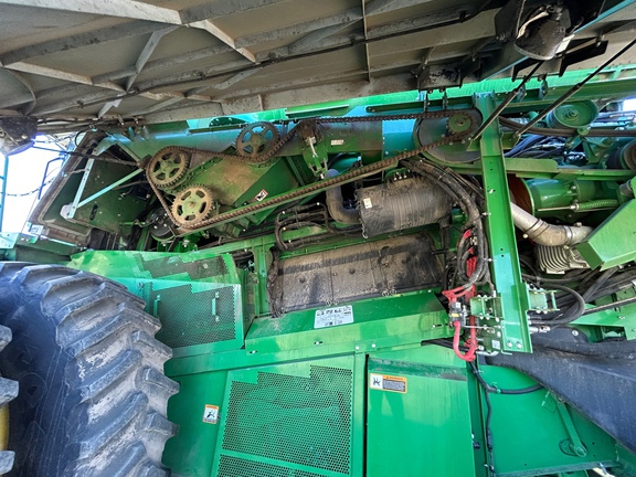 2018 John Deere S780 Combine