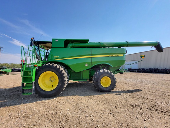 2018 John Deere S780 Combine