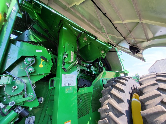 2018 John Deere S780 Combine