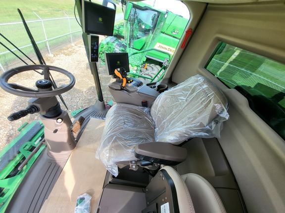 2018 John Deere S790 Combine