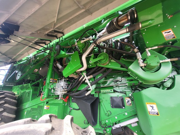 2018 John Deere S790 Combine