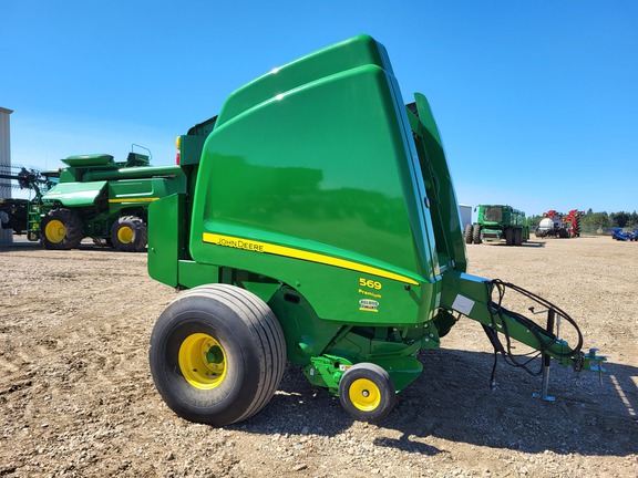 2017 John Deere 569 Premium Baler/Round