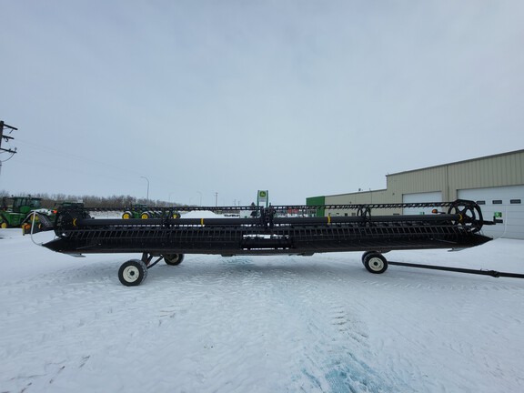 2018 MacDon FD75 Header Combine