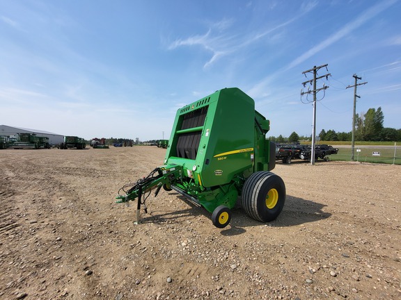 2023 John Deere 560M Baler/Round