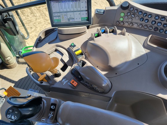 2018 John Deere 6155R Tractor