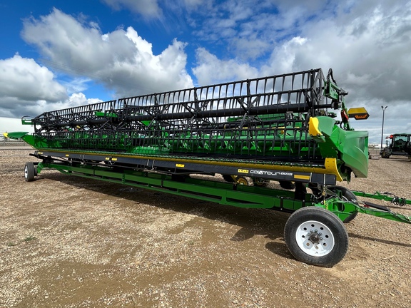 2023 John Deere HD35R Header Combine