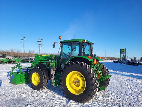 2016 John Deere 6155M Tractor