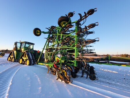 2018 John Deere 1870 Air Seeder