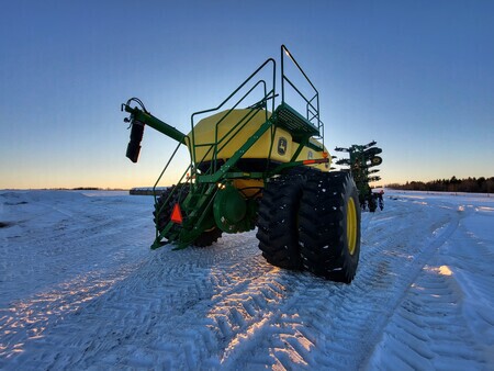 2018 John Deere 1870 Air Seeder