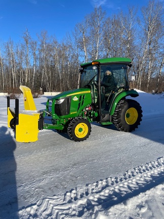 2015 John Deere 3039R Tractor Compact