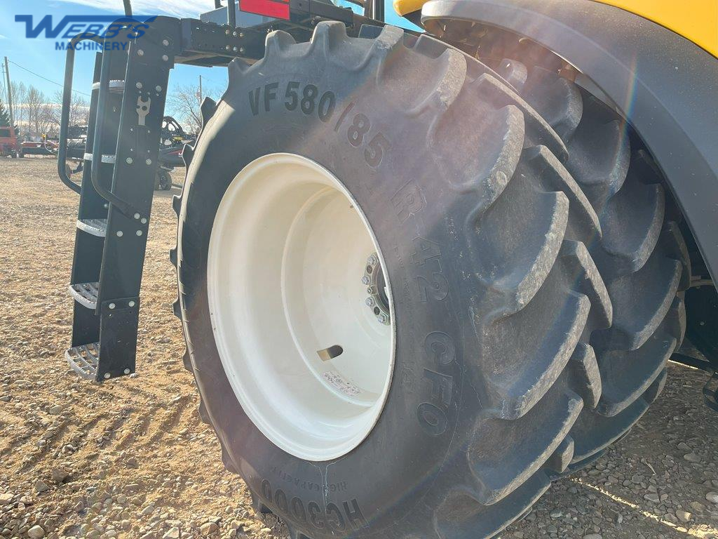 2021 New Holland CR9.90 Combine