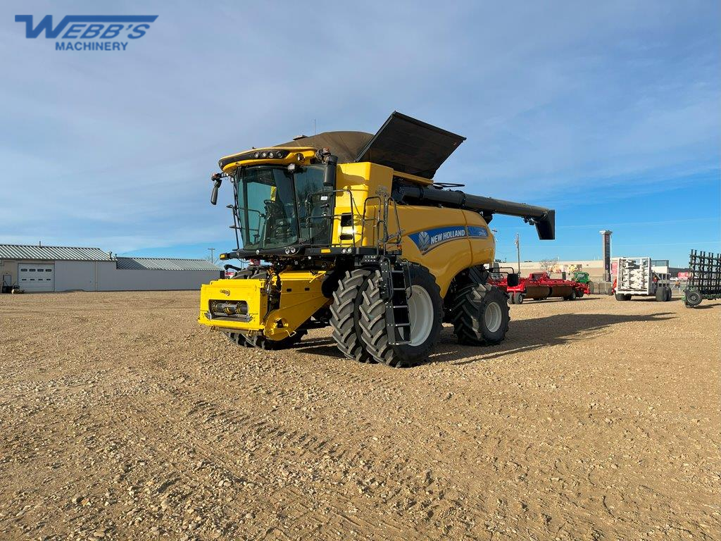 2021 New Holland CR9.90 Combine
