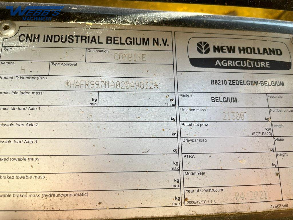 2021 New Holland CR9.90 Combine