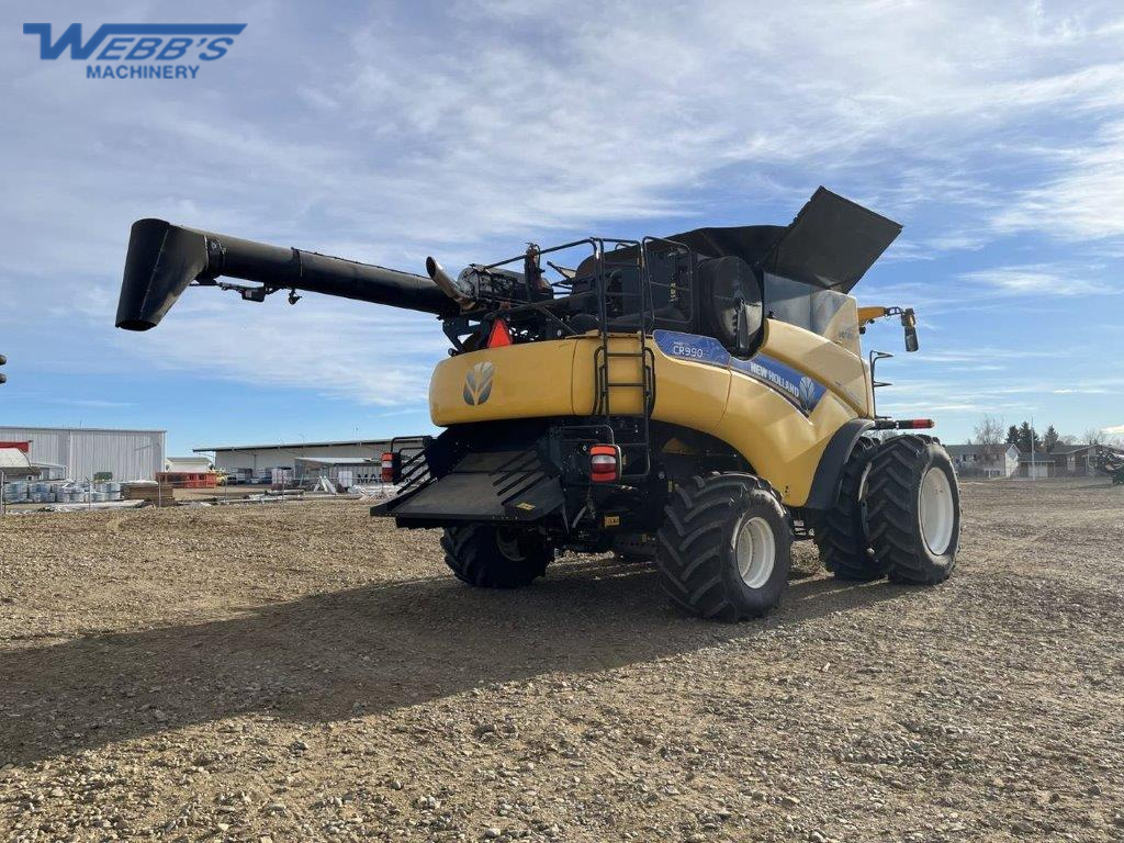2021 New Holland CR9.90 Combine