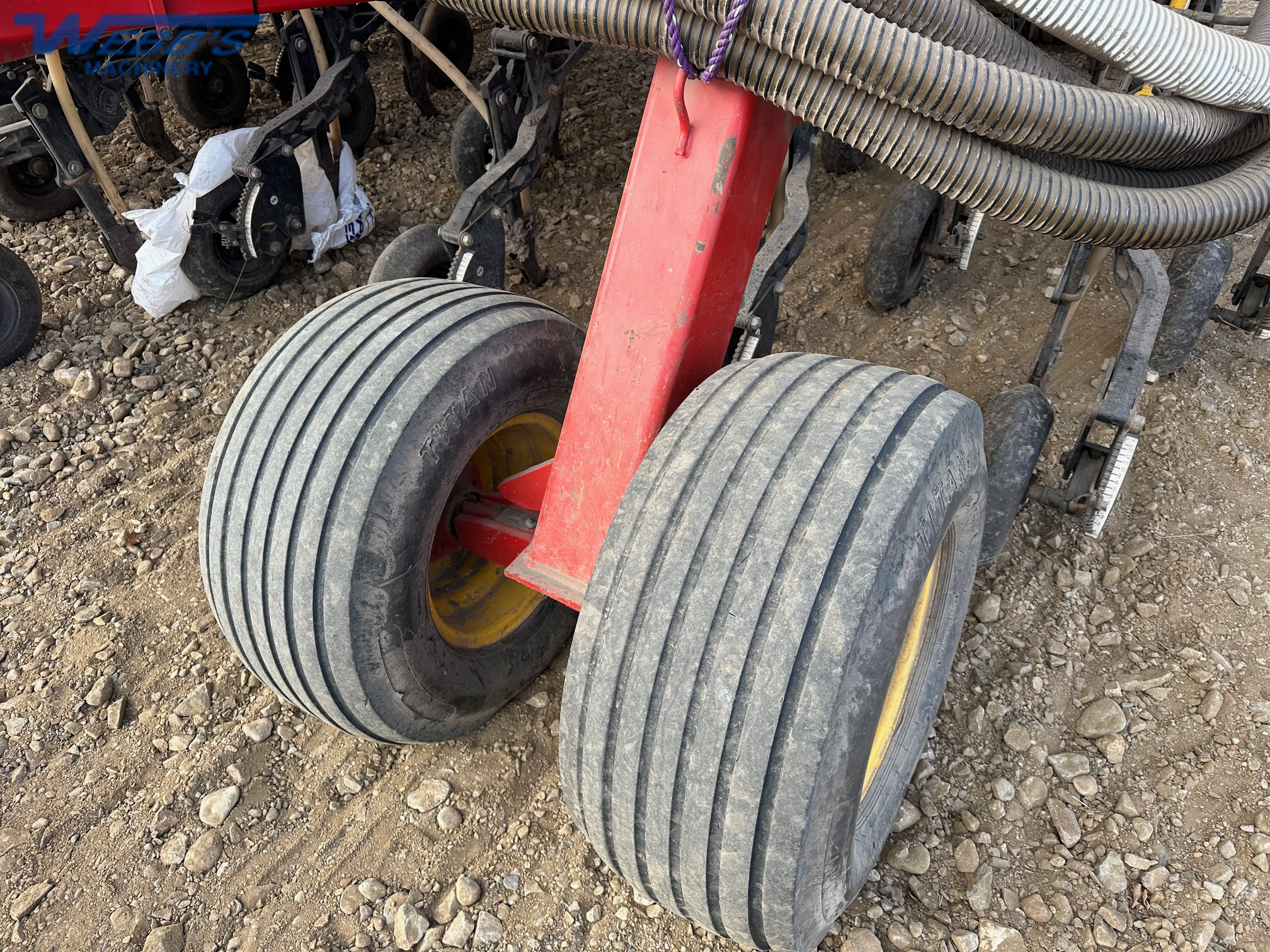 2019 Bourgault 3320-66'XTC/7700 Air Drill