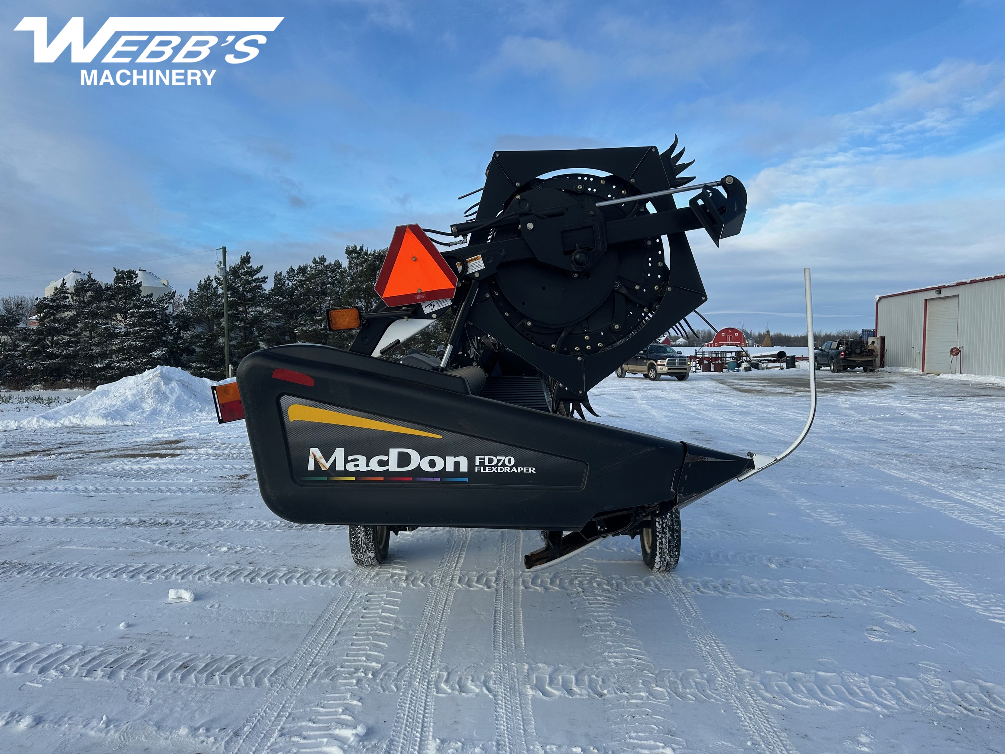 2011 MacDon FD70-35 Header Combine