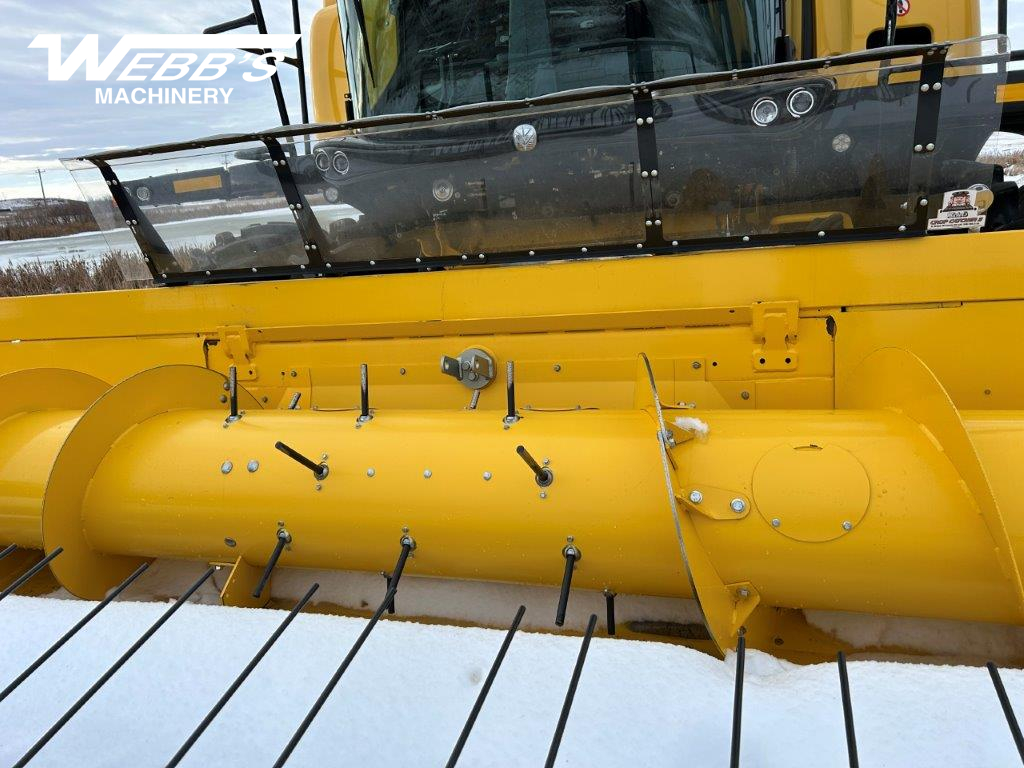 2023 New Holland CR10.90Z Combine