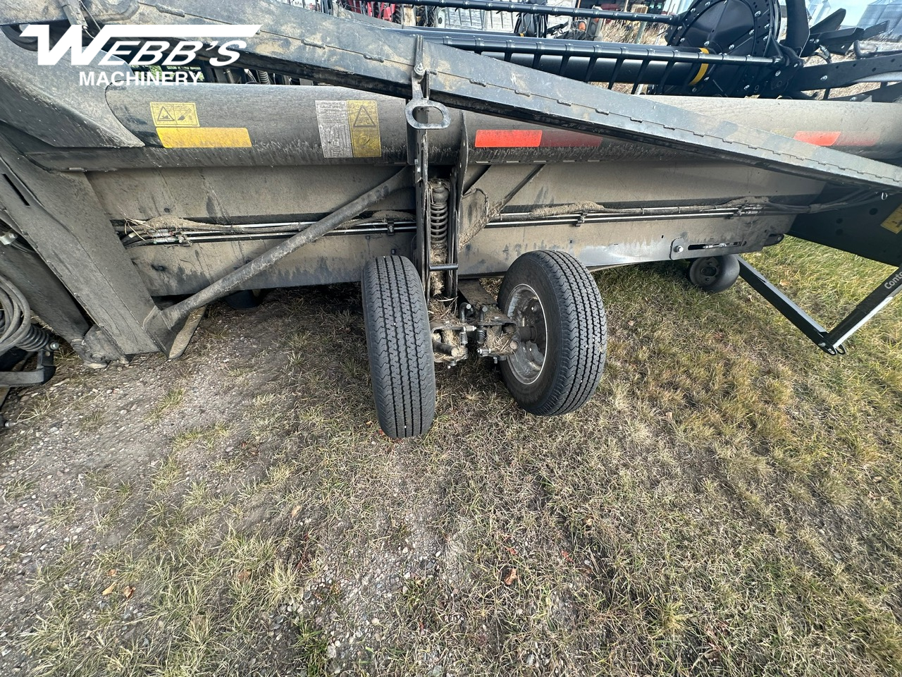 2018 MacDon FD75-35 Header Combine