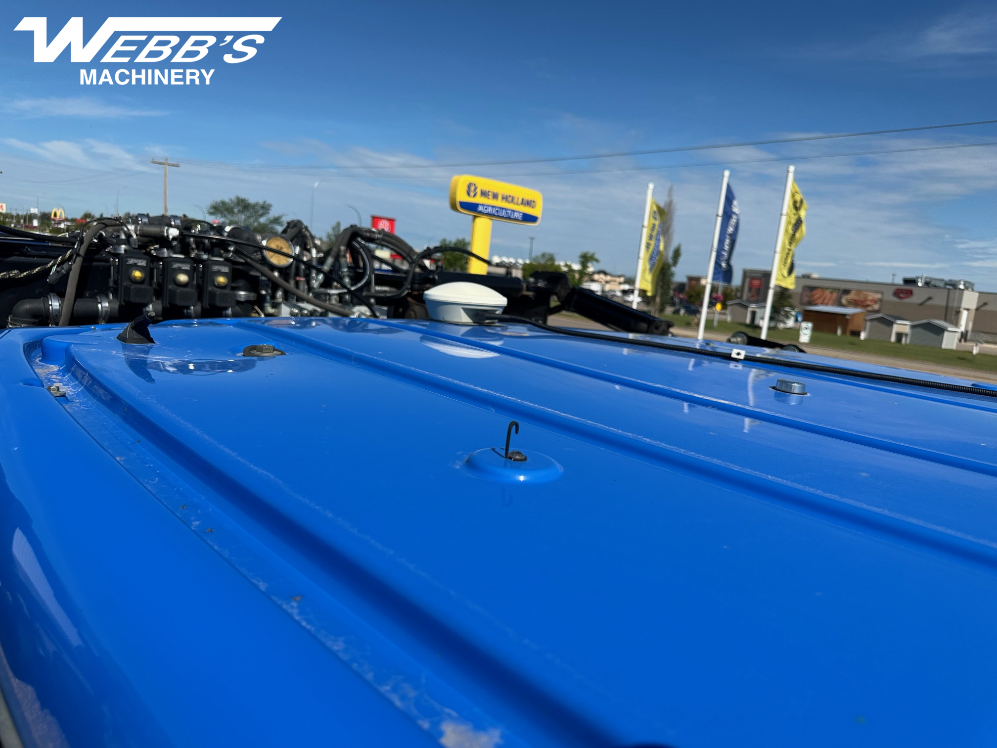 New Holland SP.275F Sprayer/High Clearance