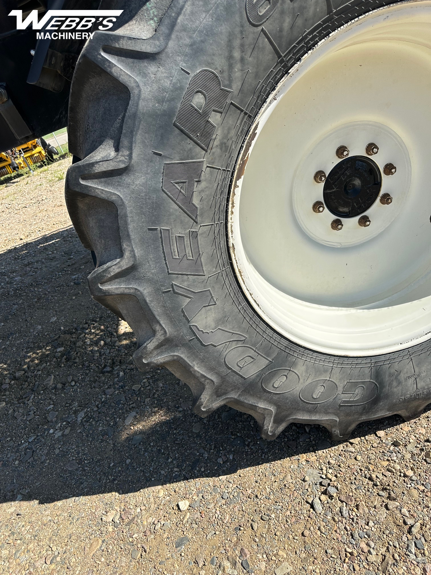 New Holland SP.275F Sprayer/High Clearance