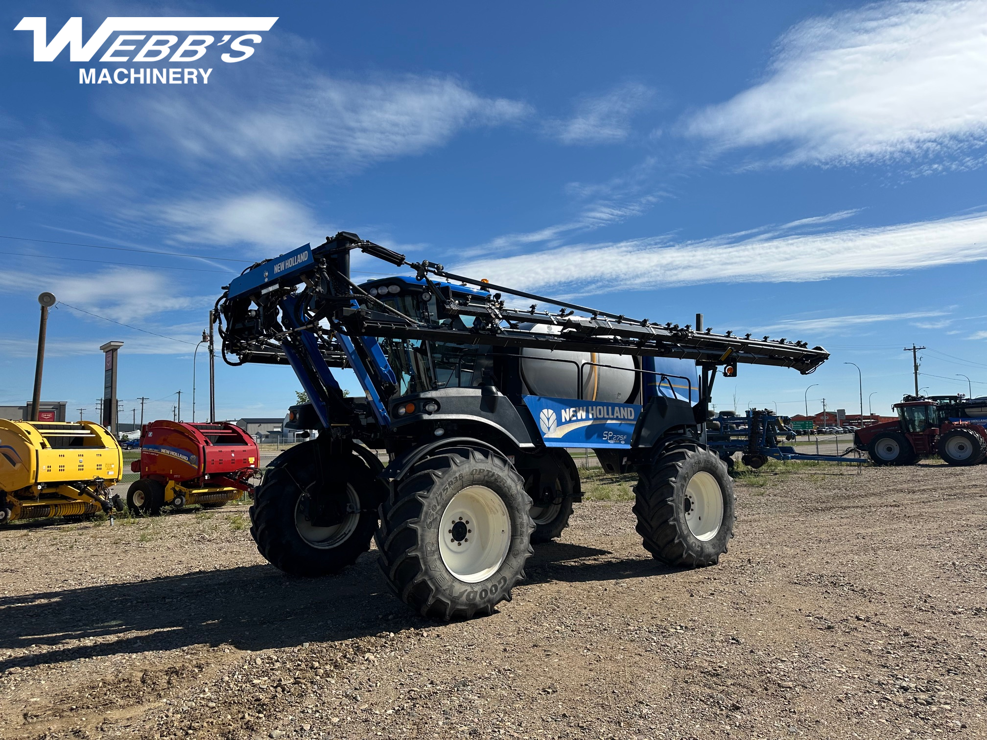 New Holland SP.275F Sprayer/High Clearance