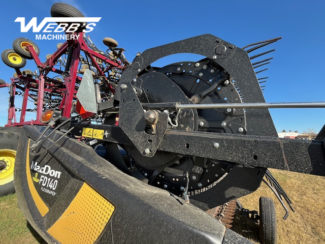 2018 MacDon FD140 Header Combine