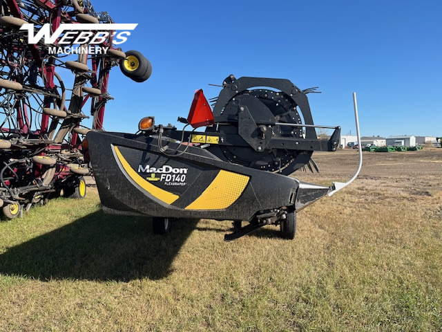 2018 MacDon FD140 Header Combine