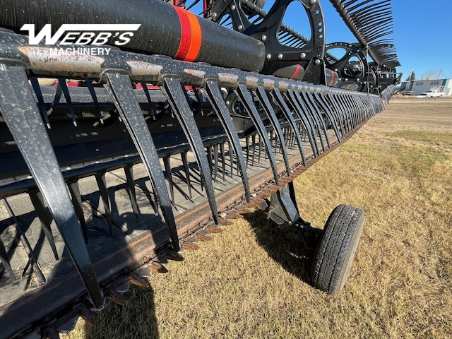 2018 MacDon FD140 Header Combine
