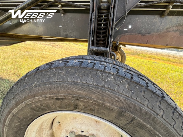 2018 MacDon FD140 Header Combine