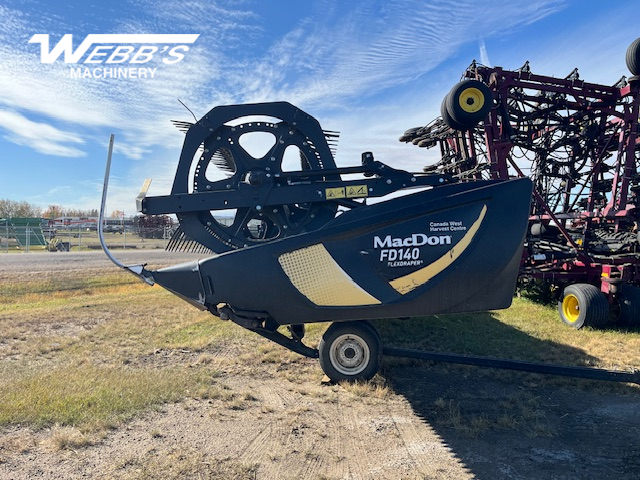 2018 MacDon FD140 Header Combine