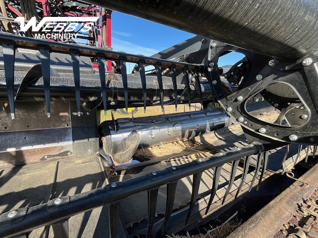 2018 MacDon FD140 Header Combine