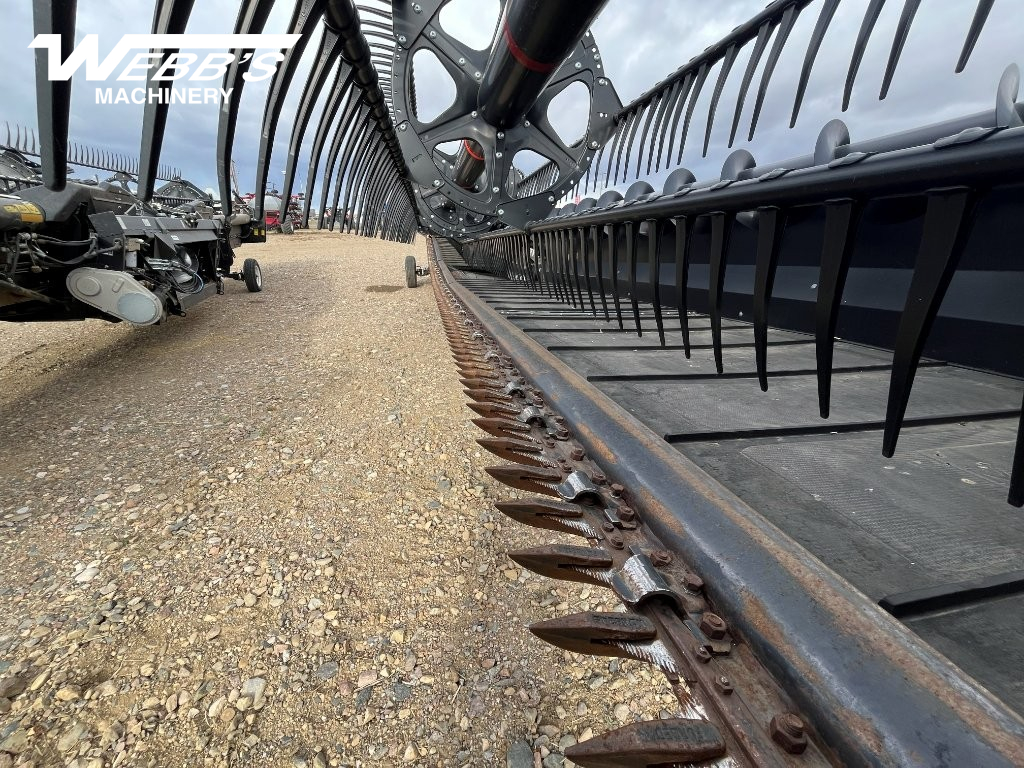 2018 MacDon FD140 Header Combine