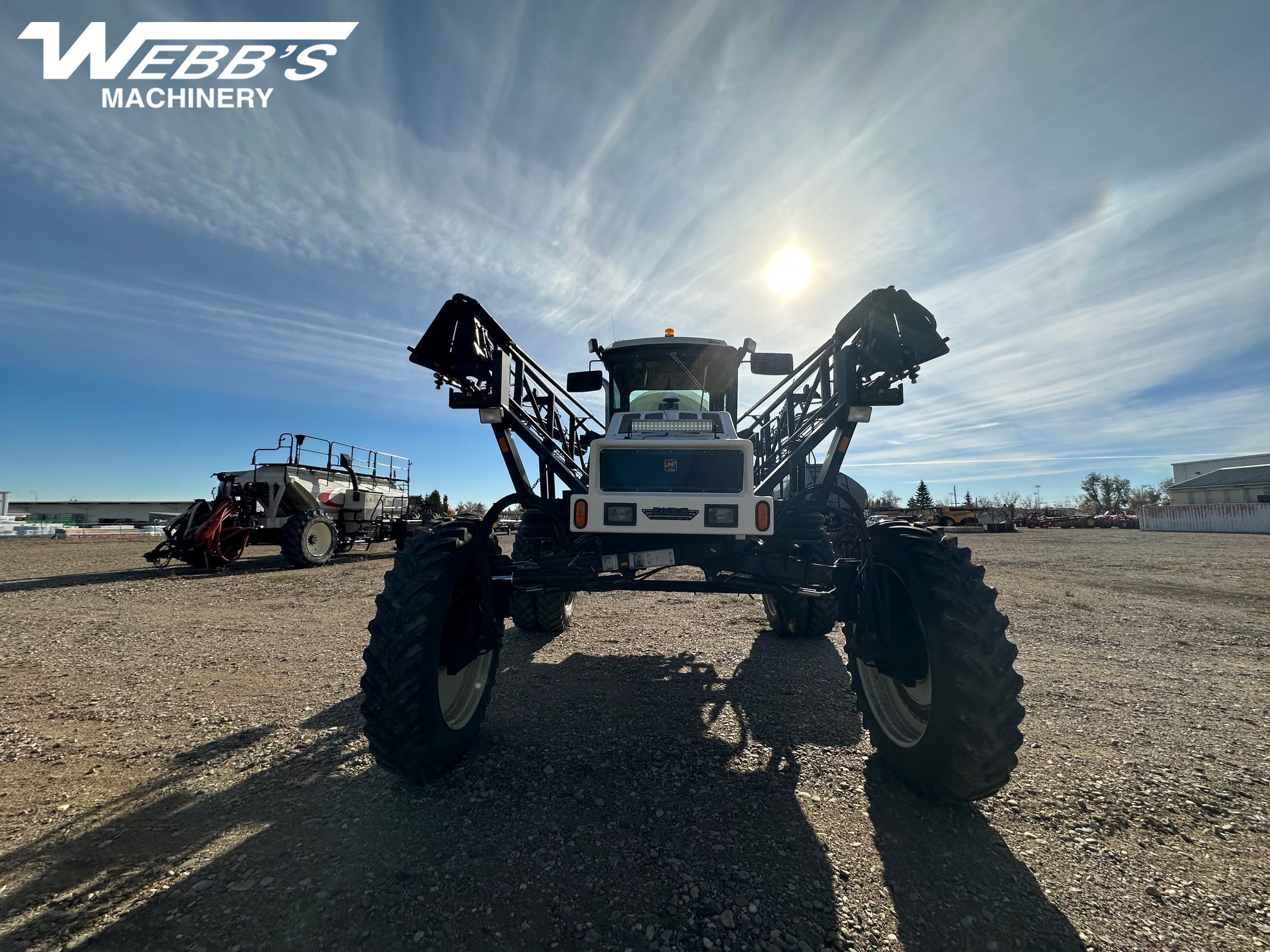 1998 Willmar 8100 Sprayer/High Clearance