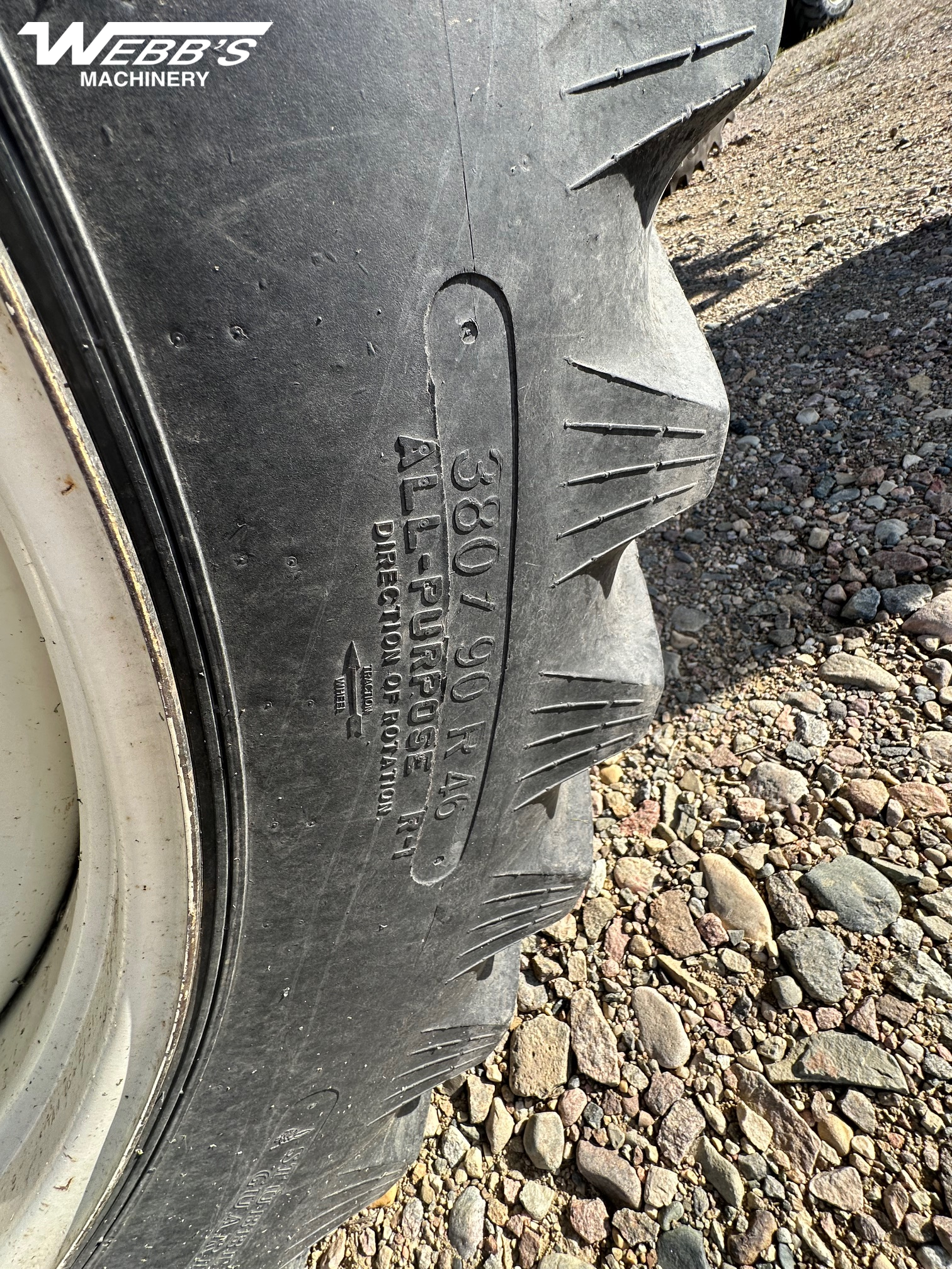 1998 Willmar 8100 Sprayer/High Clearance