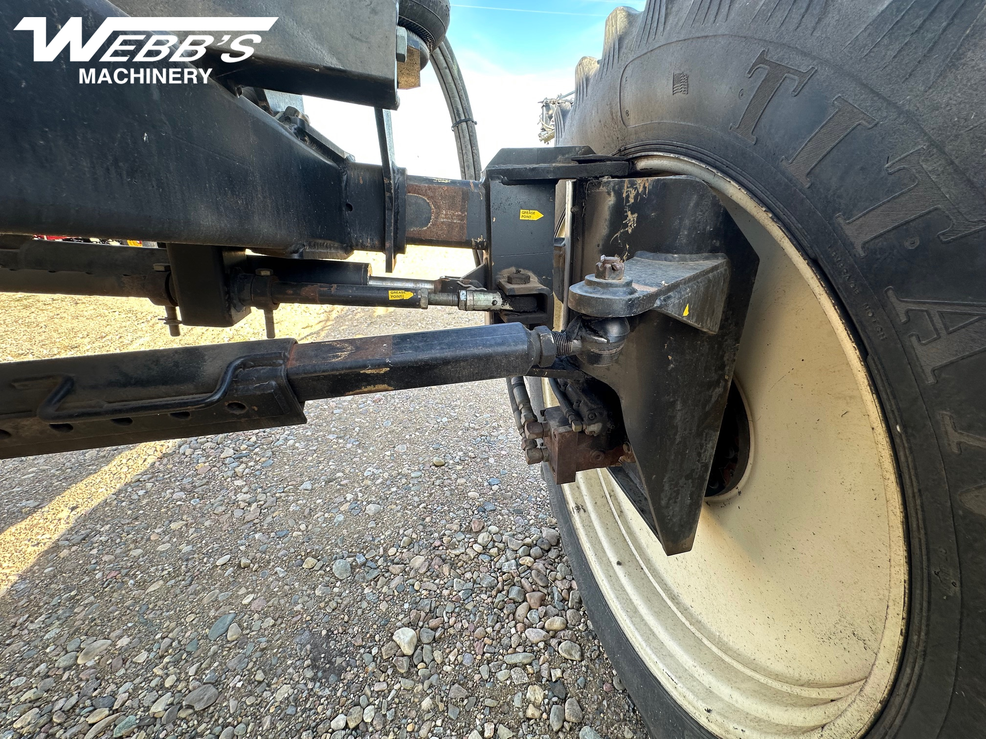 1998 Willmar 8100 Sprayer/High Clearance