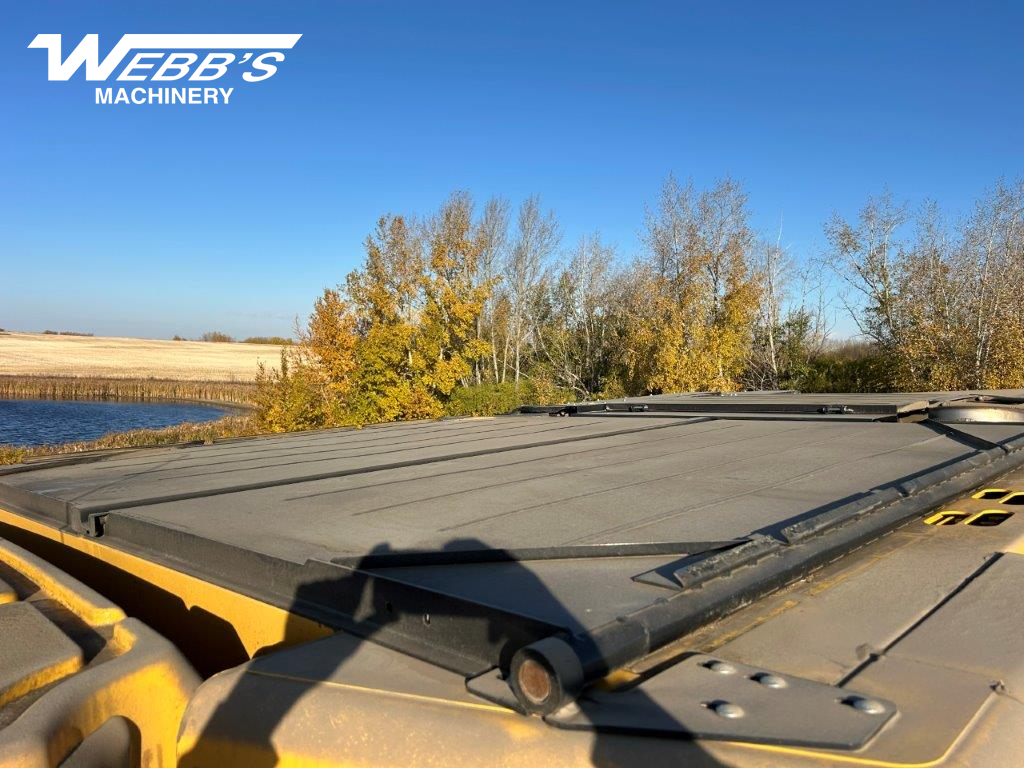 2023 New Holland CR10.90Z Combine