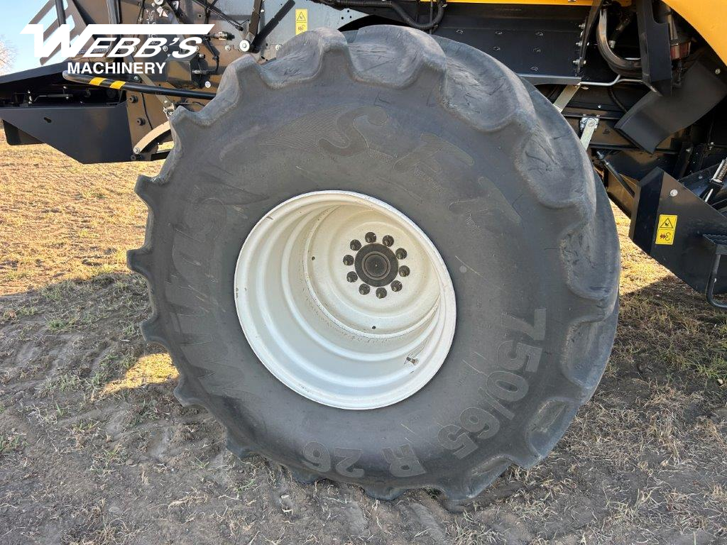 2023 New Holland CR10.90Z Combine