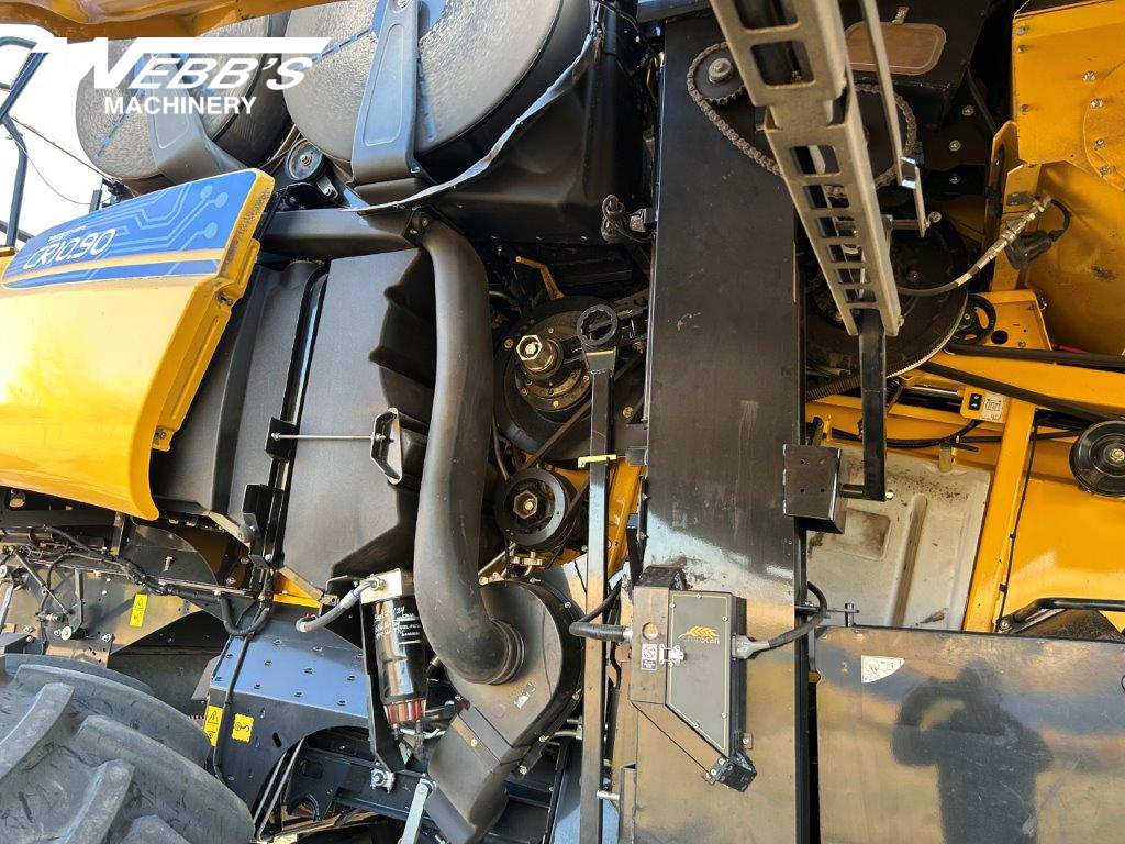2023 New Holland CR10.90Z Combine