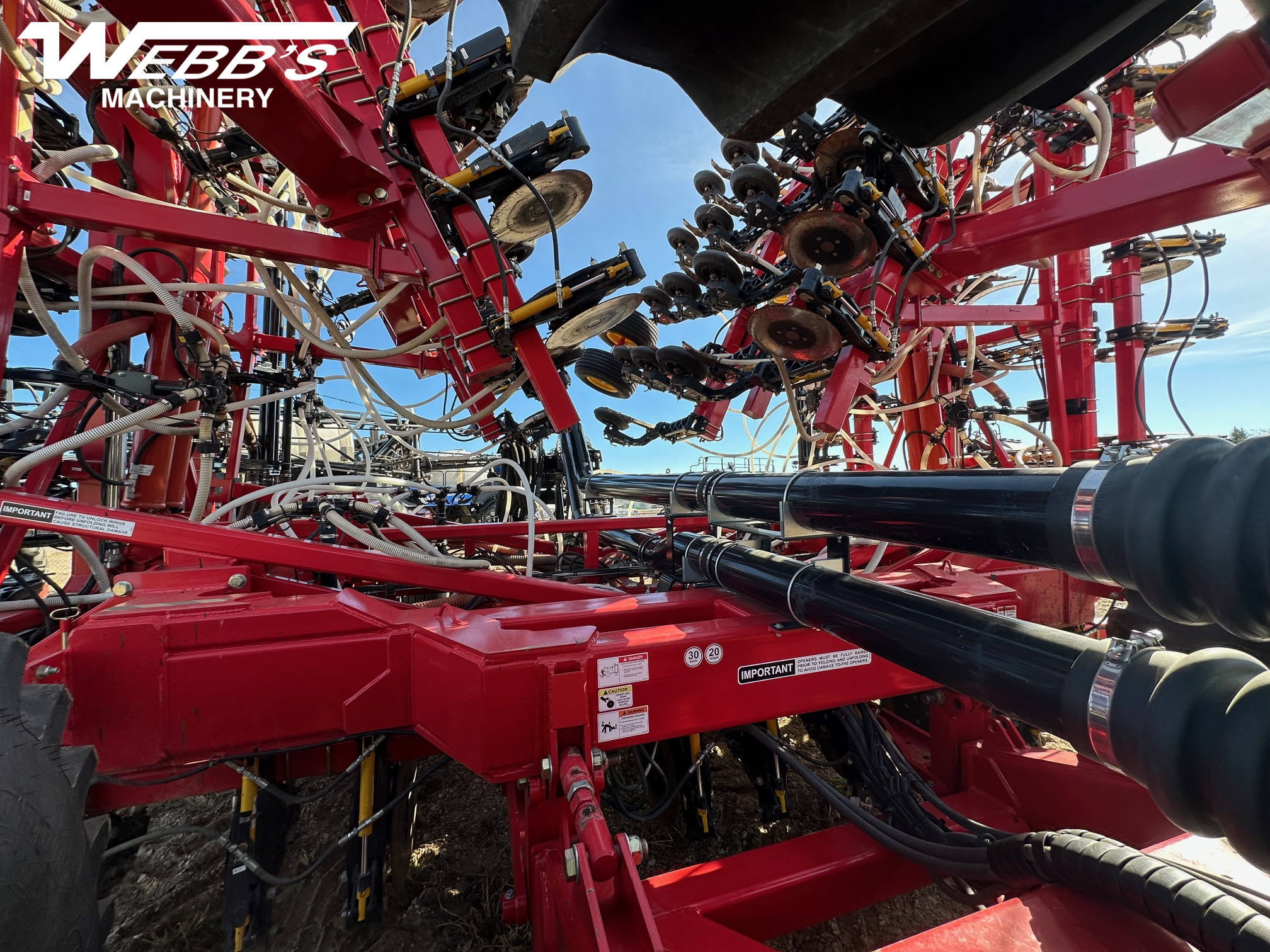 2022 Bourgault L9950/3330HF-66 Air Drill