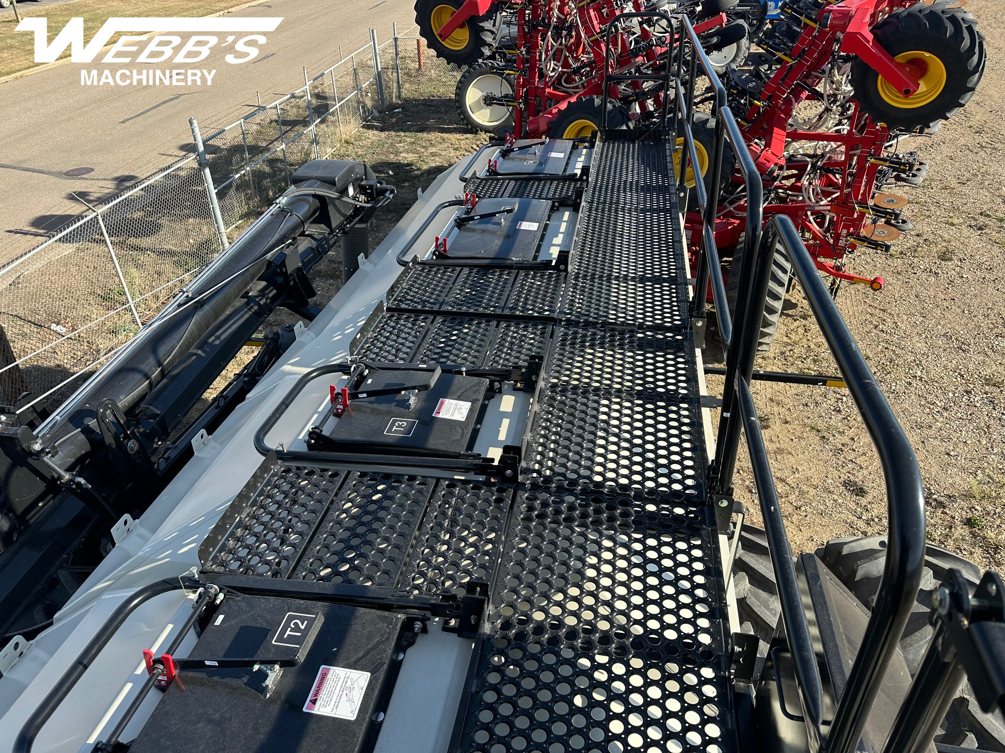 2022 Bourgault L9950/3330HF-66 Air Drill