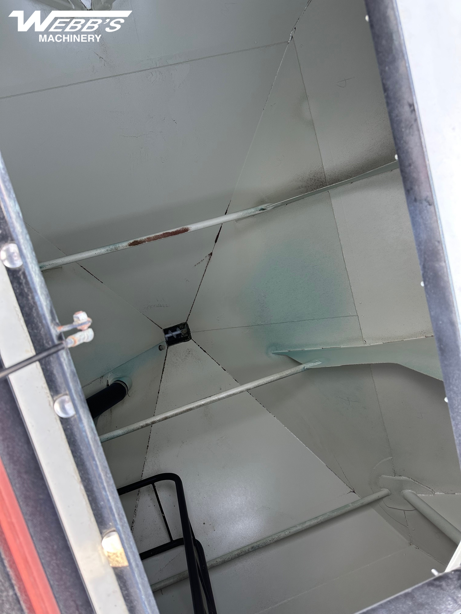 2022 Bourgault L9950/3330HF-66 Air Drill