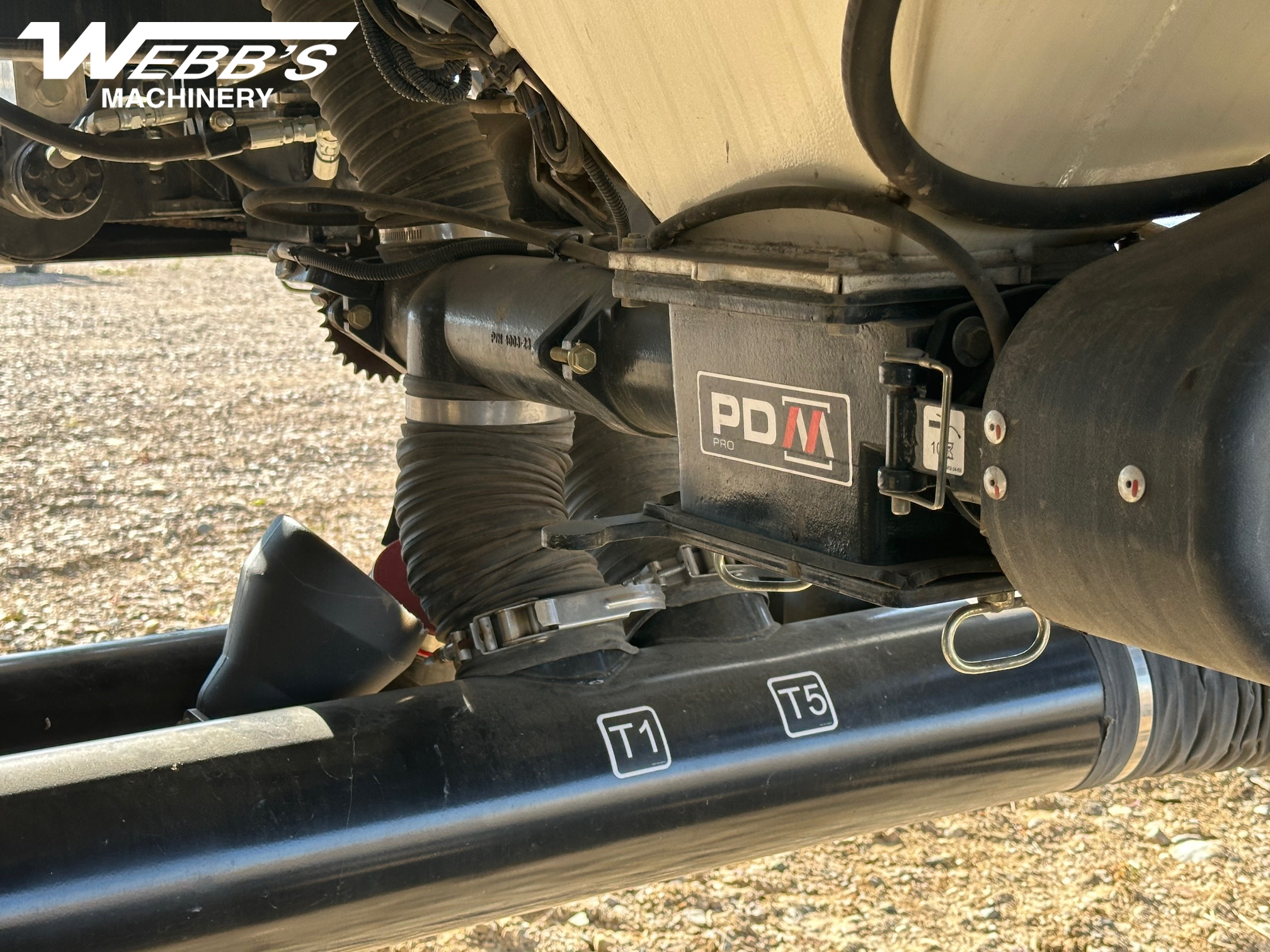 2022 Bourgault L9950/3330HF-66 Air Drill