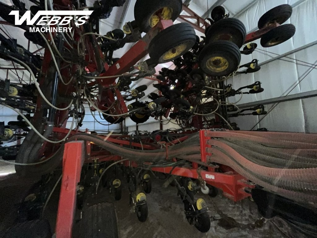2015 Bourgault 3320-66/71300 Air Drill
