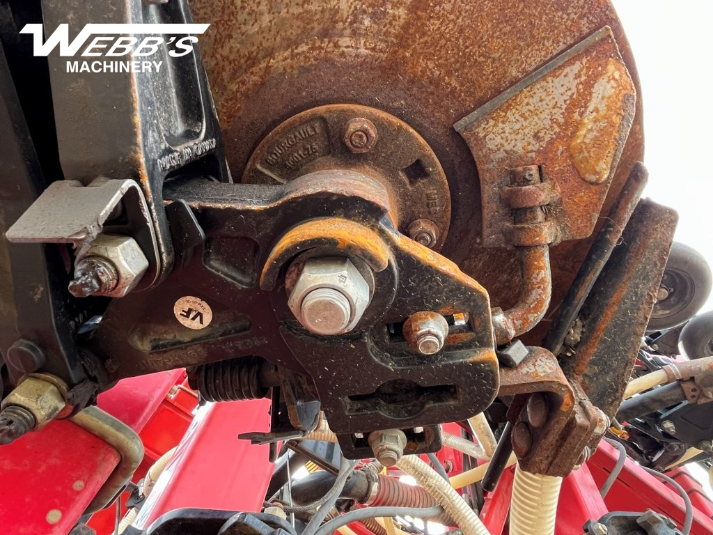 2015 Bourgault 3320-66/71300 Air Drill