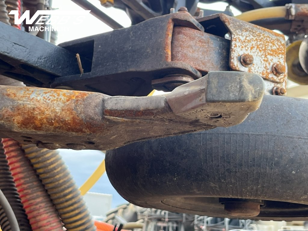 2015 Bourgault 3320-66/71300 Air Drill