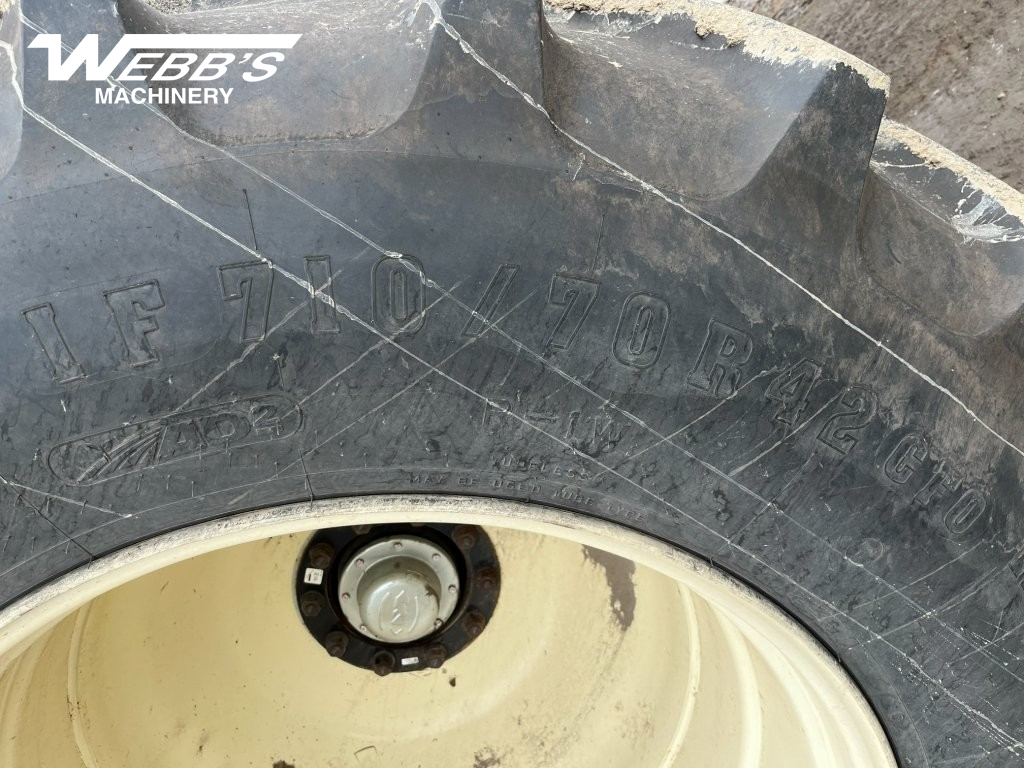 2015 Bourgault 3320-66/71300 Air Drill